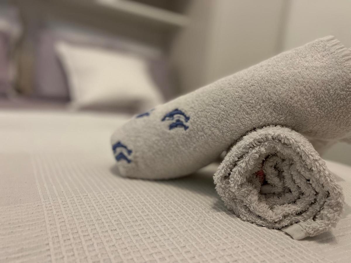 A 5 Minuti Dal Mare - Dolphin Beach House Spotorno Bagian luar foto
